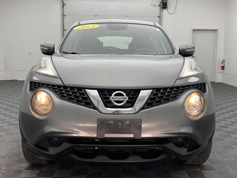 Used 2015 Nissan Juke S FWD image 11