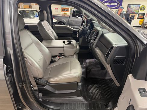 Used 2017 Ford F250 XL w/ STX Appearance Package AWD/4WD image 20