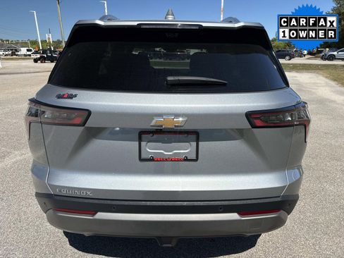 Used 2025 Chevrolet Equinox LT w/ Convenience Package II image 5