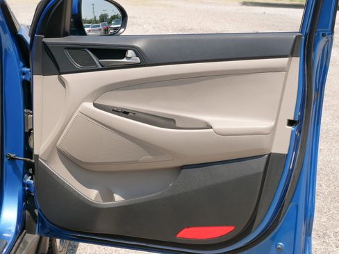 Used 2018 Hyundai Tucson Value w/ Cargo Package image 47