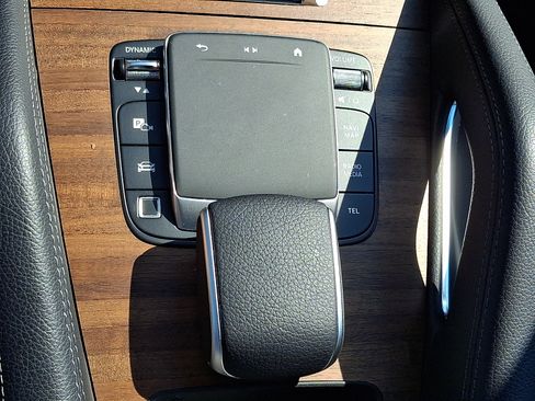 Certified 2026 Mercedes-Benz GLE 350 4MATIC image 25