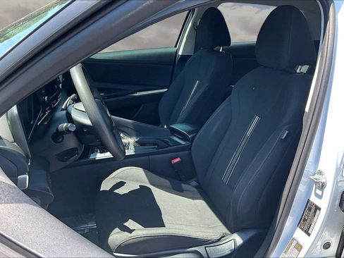 Used 2021 Hyundai Elantra SEL w/ Cargo Package FWD image 18