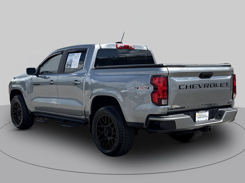 Used 2024 Chevrolet Colorado LT AWD/4WD image 5