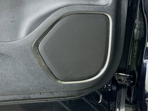 Used 2020 Lincoln Nautilus Reserve image 19