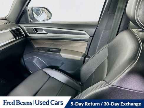 Used 2023 Volkswagen Atlas Cross Sport SEL AWD/4WD image 24