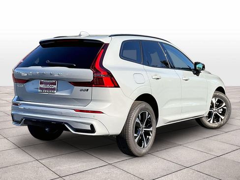 New 2026 Volvo XC60 B5 Core image 4