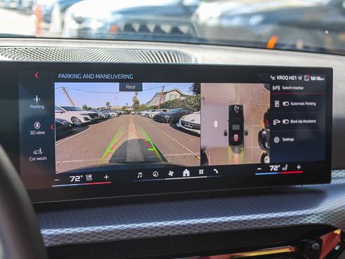 Used 2025 BMW M340i w/ Premium Package image 23