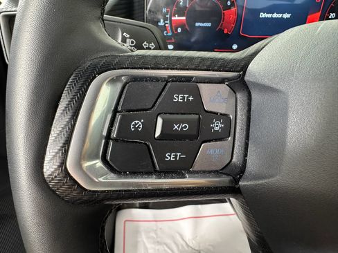 Used 2025 Ford Mustang Coupe RWD image 14