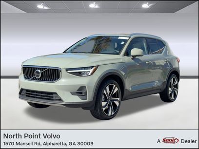 Certified 2023 Volvo XC40 B5 Plus w/ Protection Package Premier
