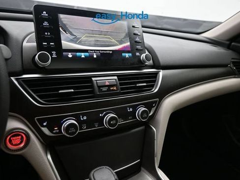 Used 2018 Honda Accord EX image 12