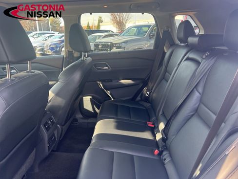 Certified 2021 Nissan Rogue SL image 35