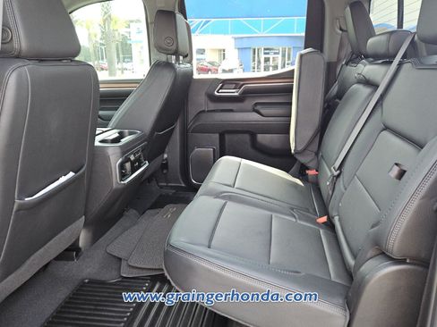 Used 2024 GMC Sierra 1500 Denali AWD/4WD image 11