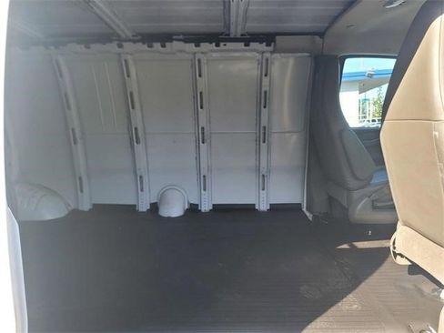 Certified 2025 Chevrolet Express 2500 Extended w/ Driver Convenience Package image 16