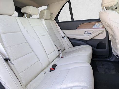 Used 2022 Mercedes-Benz GLE 450 4MATIC image 22