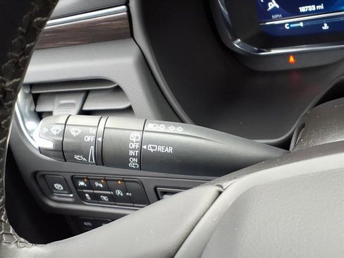 Certified 2024 Chevrolet Tahoe LT w/ Luxury Package image 24