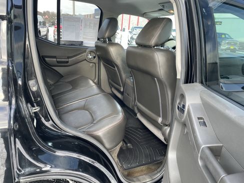 Used 2012 Nissan Xterra PRO-4X w/ Pro-4x Leather Pkg image 25