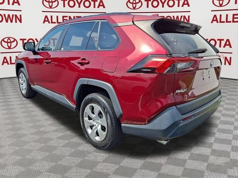 Used 2020 Toyota RAV4 LE AWD/4WD image 5