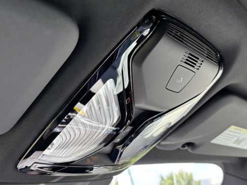 New 2026 BMW X5 sDrive40i RWD image 31