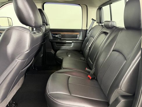 Used 2018 RAM 1500 Laramie AWD/4WD image 22