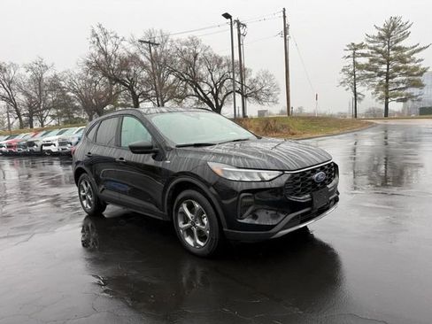 Used 2025 Ford Escape ST-Line image 9