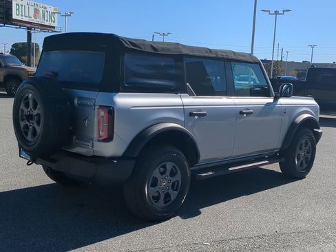 Used 2022 Ford Bronco Big Bend image 13