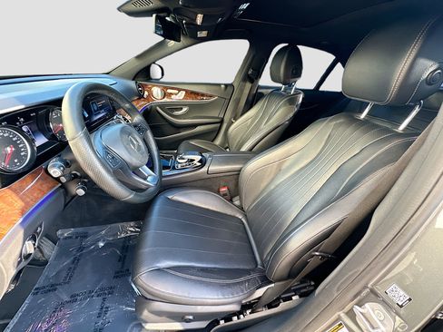 Used 2017 Mercedes-Benz E 300 E 300 image 21