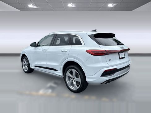 Used 2025 Audi Q5 Premium Plus AWD/4WD image 3