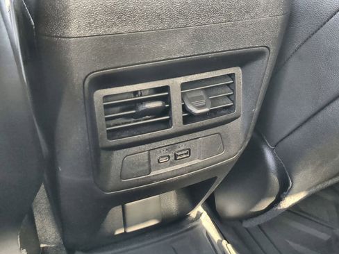 Certified 2024 GMC Canyon AT4X image 22