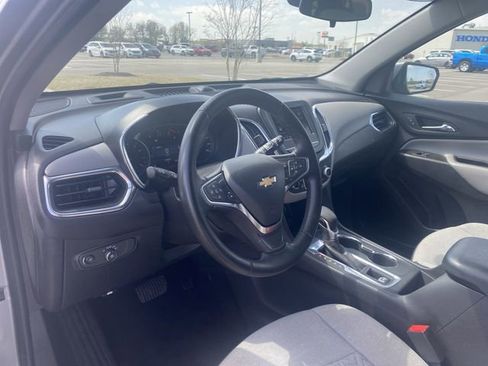 Used 2024 Chevrolet Equinox LT image 11