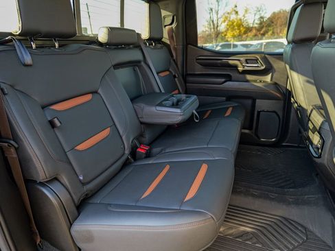 Used 2024 GMC Sierra 1500 AT4 w/ Technology Package image 37