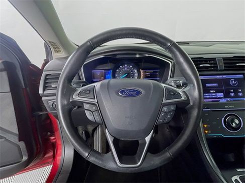 Used 2013 Ford Fusion Titanium image 12
