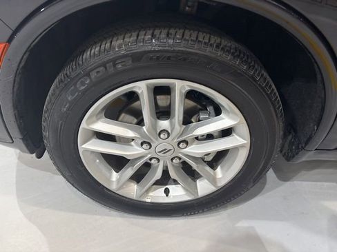 Used 2025 Dodge Durango GT AWD/4WD image 40