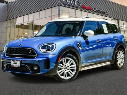 Used 2023 MINI Cooper Countryman S FWD image 1