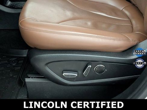 Certified 2022 Lincoln Nautilus Reserve w/ Equipment Group 201A image 14