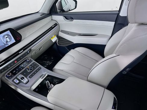 Certified 2024 Hyundai Palisade Calligraphy AWD/4WD image 23