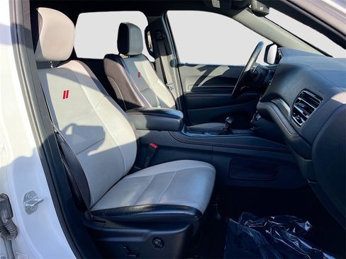 Used 2023 Dodge Durango GT image 29