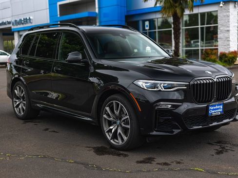 Used 2021 BMW X7 M50i w/ Executive Package AWD/4WD image 9