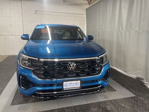 Used 2024 Volkswagen Atlas Cross Sport SEL Premium R-Line AWD/4WD image 1