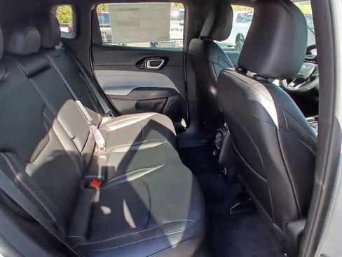 New 2026 Jeep Compass Limited AWD/4WD image 15