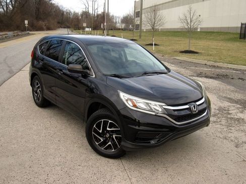 Used 2016 Honda CR-V SE image 2