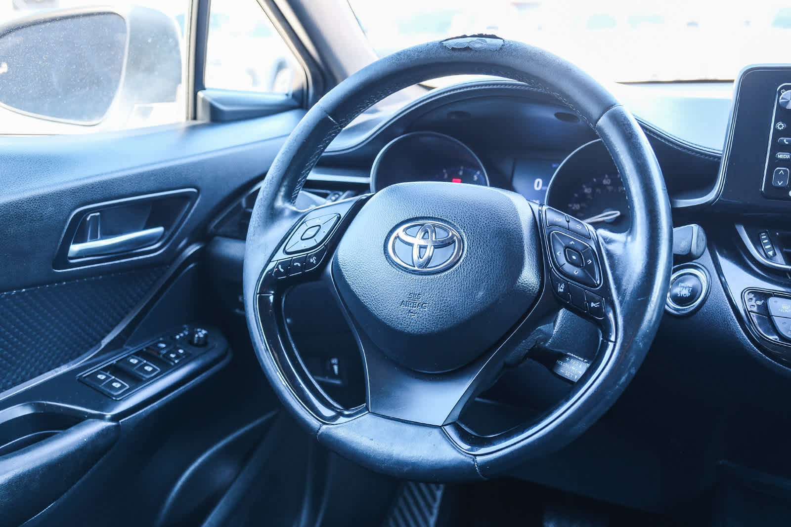 Certified 2018 Toyota C-HR XLE FWD image 17