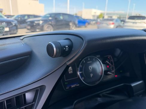 Used 2023 Lexus ES 350 w/ Premium Package FWD image 21