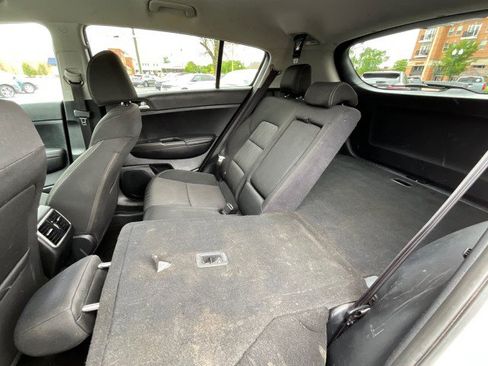 Used 2019 Kia Sportage LX FWD image 27