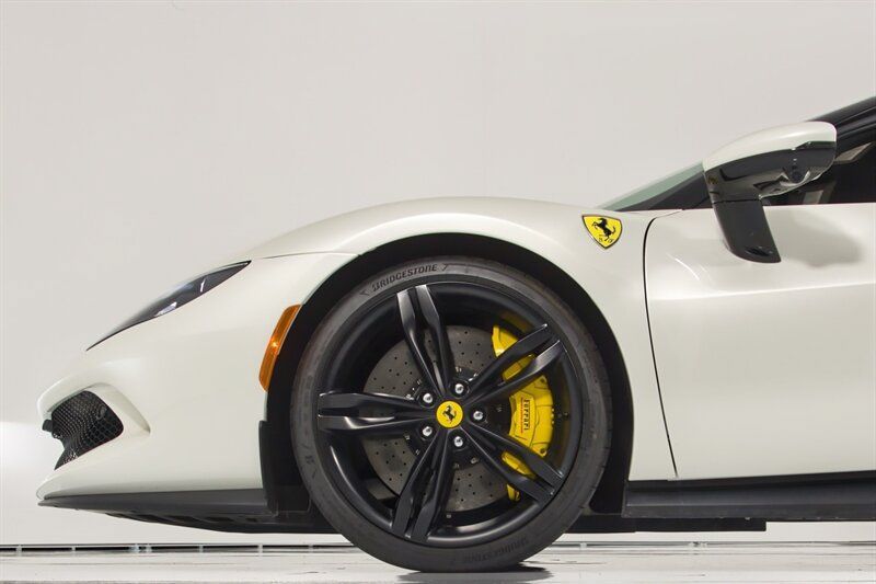 Used 2023 Ferrari 296 GTB RWD image 6