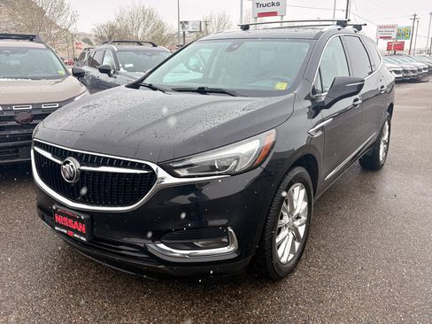 Used 2018 Buick Enclave Premium w/ Experience Buick Package AWD/4WD image 1