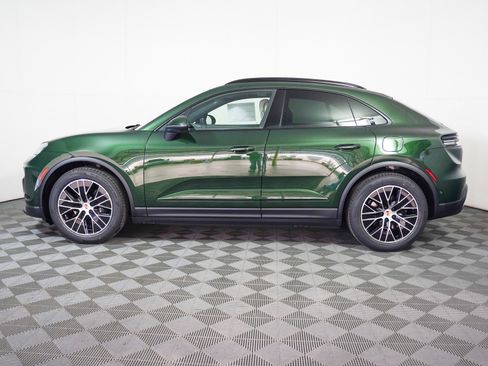 New 2026 Porsche Macan Electric image 2