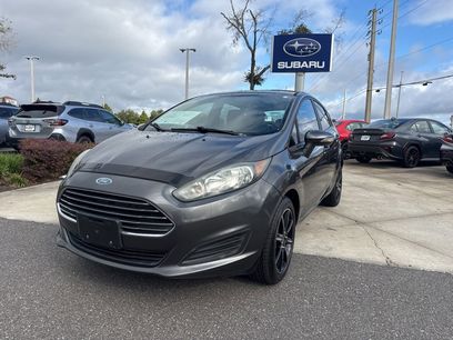 Used 2015 Ford Fiesta SE