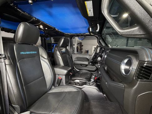 Used 2023 Jeep Wrangler Unlimited Rubicon 4xe AWD/4WD image 26