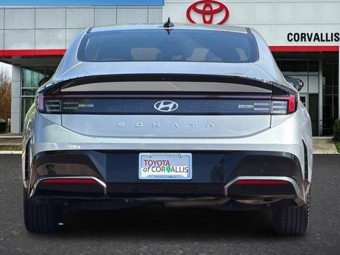 Certified 2024 Hyundai Sonata SEL FWD image 5
