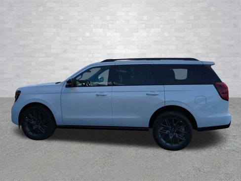 New 2025 Ford Expedition Platinum w/ Stealth Performance Package image 7